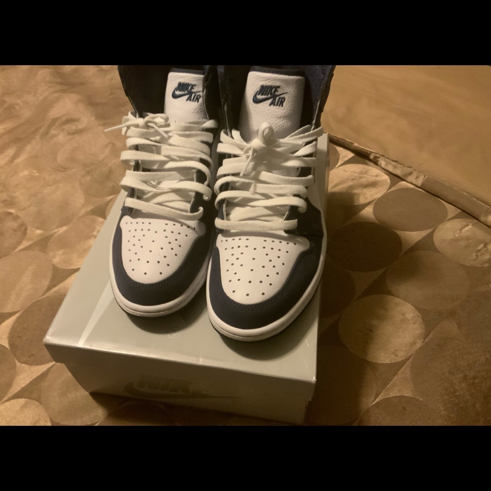 Jordan 1 midnight blue/w receipt. Size 11